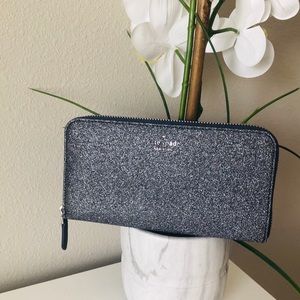 KATE SPADE LOLA GLITTER WALLET IN DUSKY NAVY